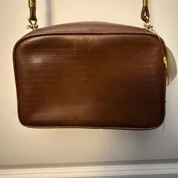 Gucci Elegant Brown Leather Crossbody Bag
